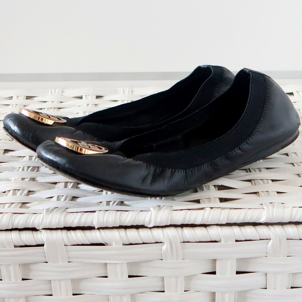 Tory Burch Black Leather Round Toe Ballet Flats Gold Logo Classic Designer Shoes - Picture 12 of 16